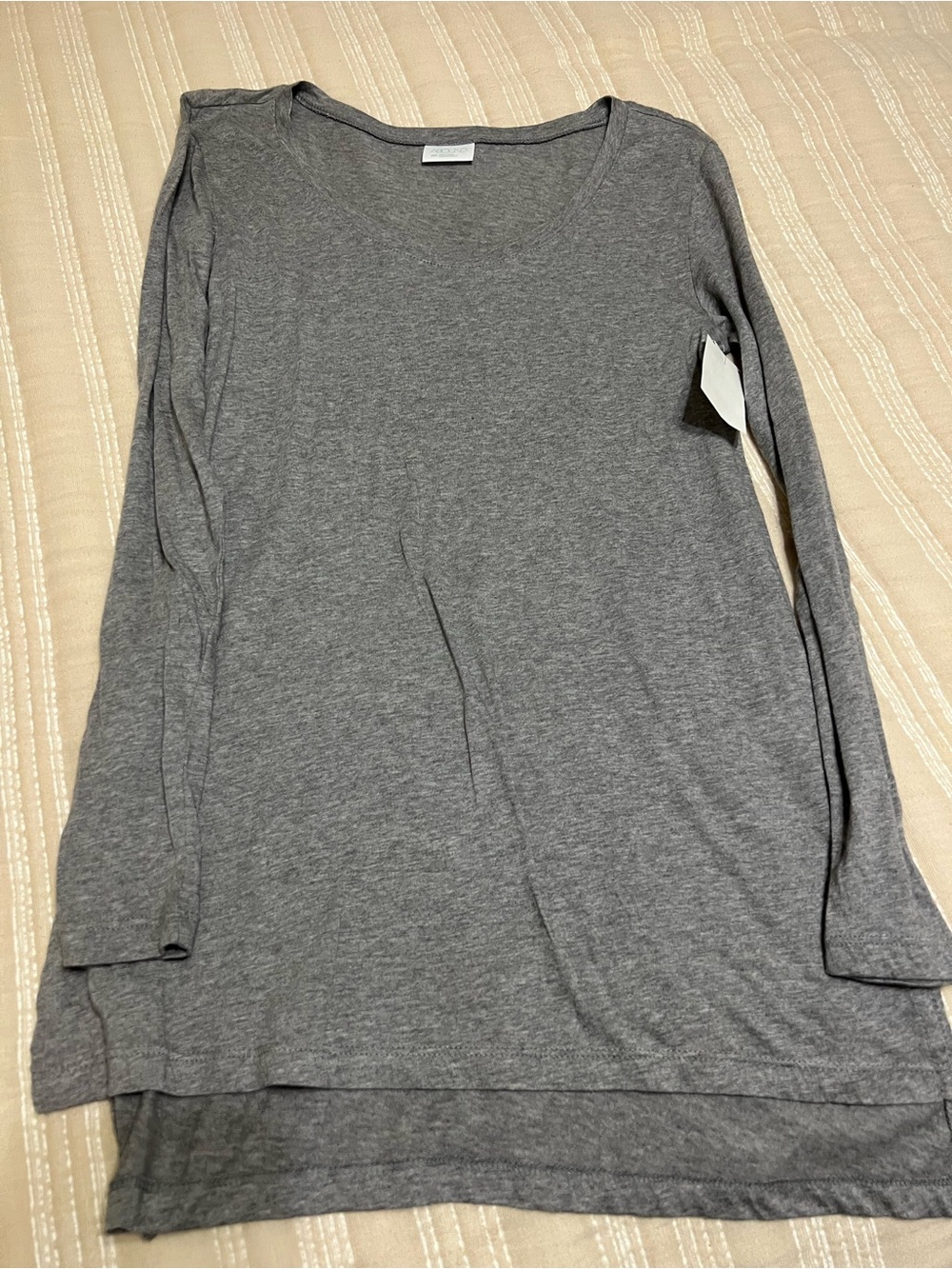 Abound Gray Long Sleeve Scoop Neck Tee
